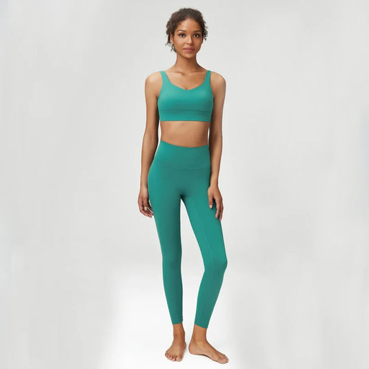 Two Piece Fitness Yoga Set For Women Breathable MoistureWicking ProPerformanceWear