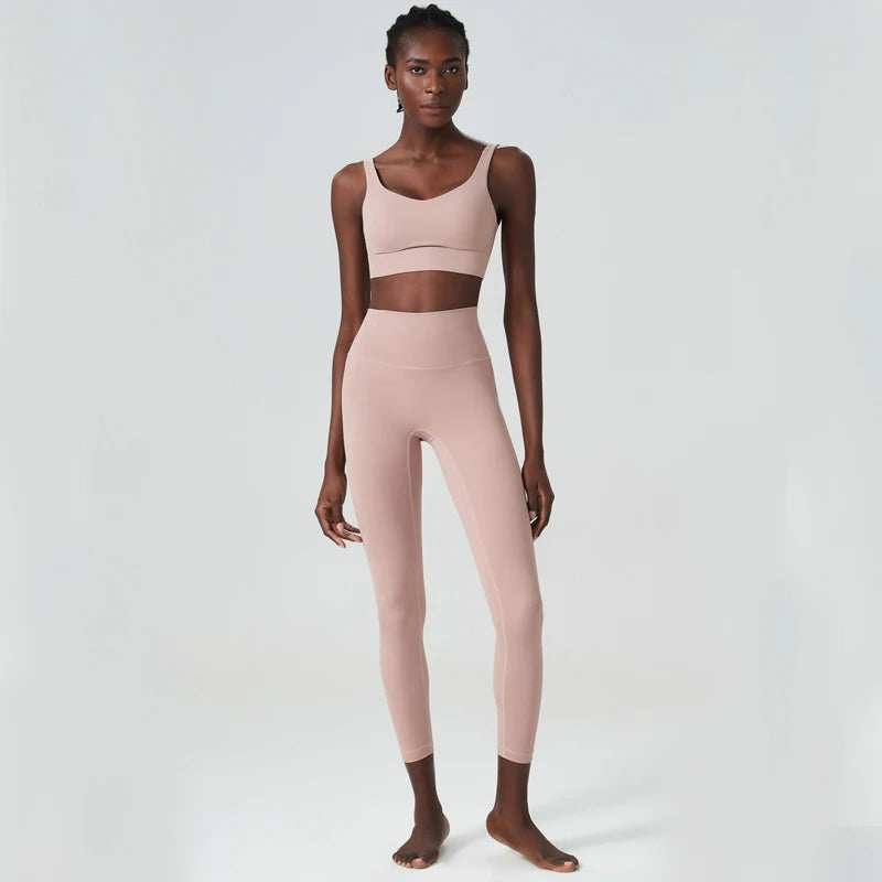 Two Piece Fitness Yoga Set For Women Breathable MoistureWicking ProPerformanceWear