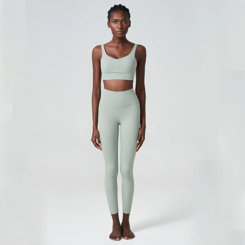 Two Piece Fitness Yoga Set For Women Breathable MoistureWicking ProPerformanceWear
