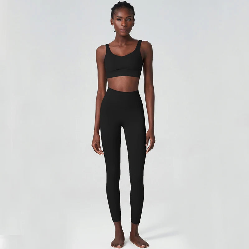 Two Piece Fitness Yoga Set For Women Breathable MoistureWicking ProPerformanceWear