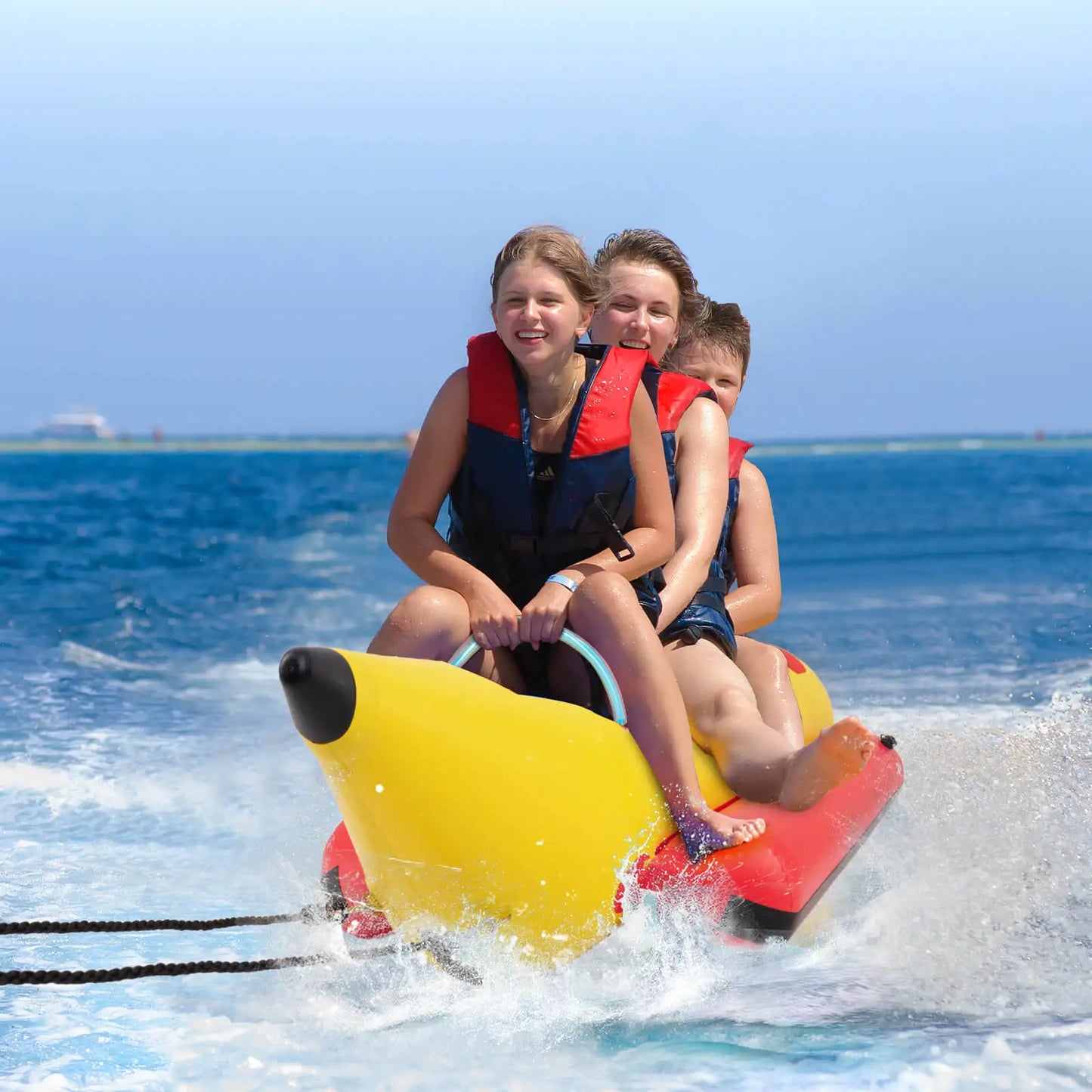 MULTIGOTH Three Person Inflatable Banana Boat With Electric Air Pump For Water Sports